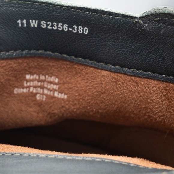 Softwalk | New!  Elmhurst Leather Bootie. 11 Wide width - Picture 10 of 13